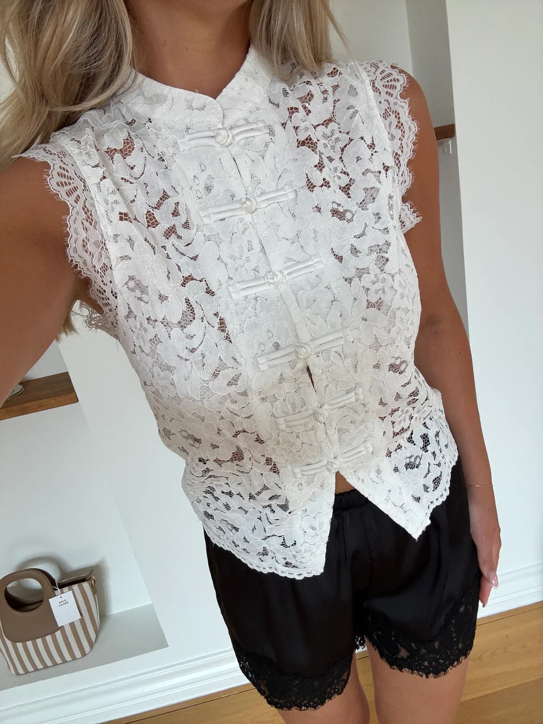 Vintage Century Mandarin Sleeveless Lace Top